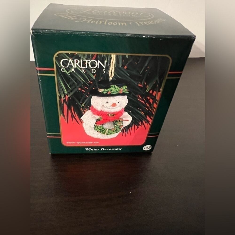 CARLTON CARDS LITTLE HEIRLOOM TREASURES WINTER DECORATOR ORNAMENT